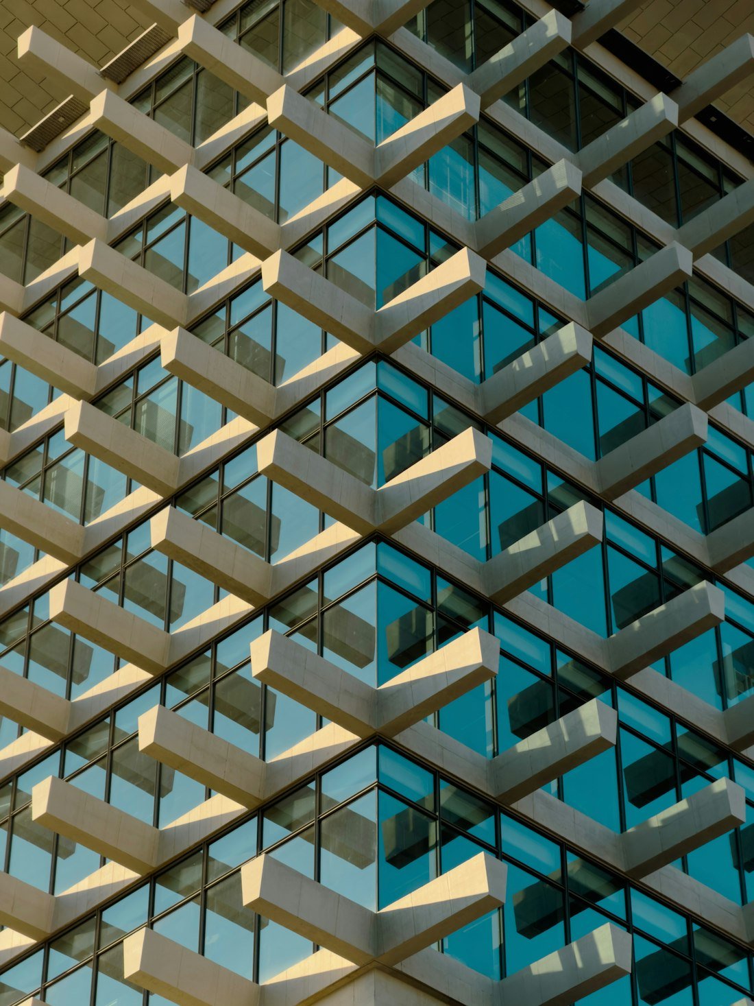 Detalle de fachada de un edificio contemporáneo